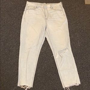 Light wash jeans